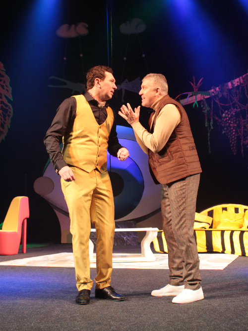 pighama_na_shesteryh_ili_ughin_pofrancuzski_7