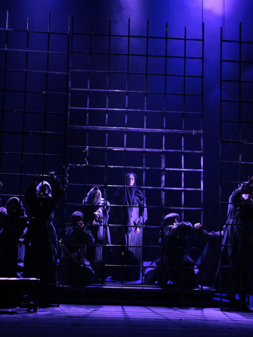 ledi_makbet_mcenskogo_uezda_6