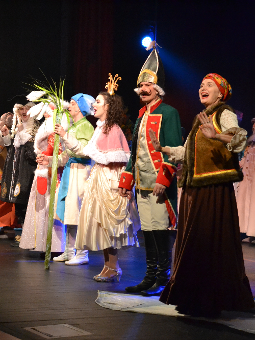 dvenadcaty_mesyacev_4