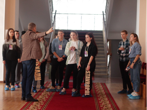 В театре прошла необычная экскурсия!