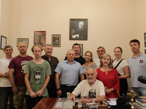 «СВАДЬБЕ КРЕЧИНСКОГО» БЫТЬ!