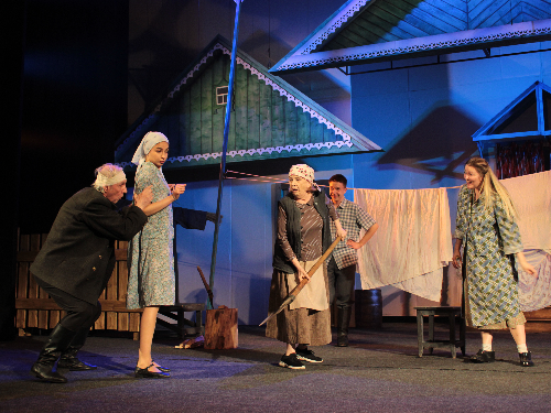 Два дня до премьеры спектакля «Любовь и голуби» В. Гуркина