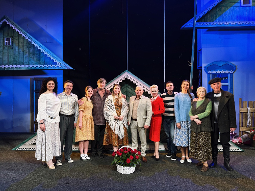 Состоялась премьера спектакля «Любовь и голуби»!